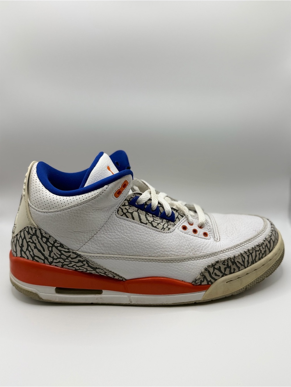 Jordan 3 ‘Knicks’ Men's White, Orange & Blue Retro Basketball Sneakers Size 10 M
